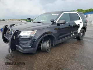 2018 Ford Police Interceptor Utility z VIN 1FM5K8AR0JGB34569, wystawiony jako Copart lot #54292065 z przebiegiem 48 659 mil mil oraz Szkody całkowita. Historia ofert i sprzedaży dostępna na DreamBid. Obrazek 1.