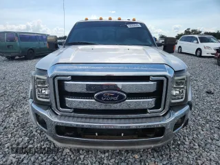 2016 Ford F-350 Lariat with VIN 1FT8W3DT5GEA55967, listed as a Copart auction lot 56968645 with 112,814 mi miles and Clean title. Bid and sale history available at DreamBid. Image 5.