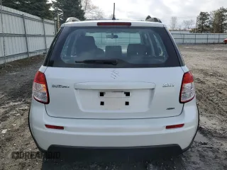 2012 Suzuki SX4 Crossover with VIN JS2YB5A32C6307941, listed as a Copart auction lot 51811945 with 39,814 mi miles and Salvage Title. Bid and sale history available at DreamBid. Image 6.