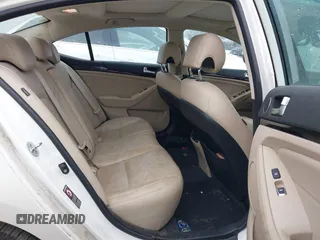 2015 Kia Cadenza Premium with VIN KNALN4D75F5186222, listed as a IAAI auction lot 41920762 with 138,992 mi miles and . Bid and sale history available at DreamBid. Image 8.
