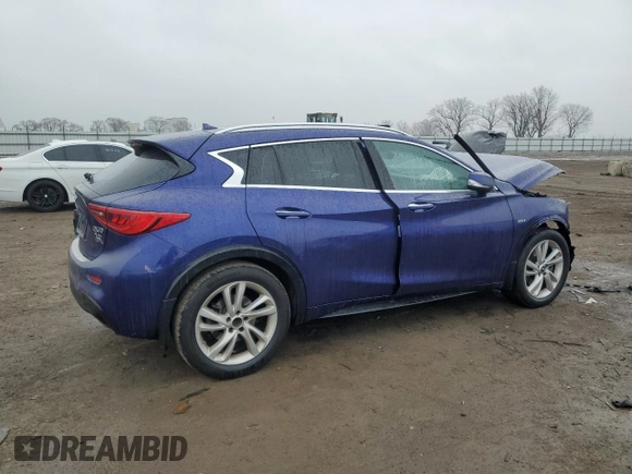 2019 Infiniti QX30 Luxe with VIN SJKCH5CP6KA010845, listed as a Copart auction lot 86370424 with 43,741 mi miles and Salvage title. Bid and sale history available at DreamBid. Image 3.