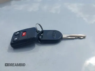 2006 Ford Escape XLT z VIN 1FMCU03106KA68555, wystawiony jako IAAI lot #42639823 z przebiegiem 147 320 mil mil oraz . Historia ofert i sprzedaży dostępna na DreamBid. Obrazek 11.
