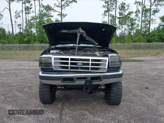 1996 Ford F-250 with VIN 2FTHF26F3TCA56018, listed as a IAAI auction lot 42309337 with Not provided miles and . Bid and sale history available at DreamBid. Image 13.