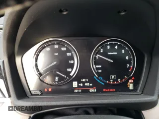 2020 BMW X1 xDrive28i with VIN WBXJG9C02L5P82408, listed as a Copart auction lot 43805615 with 23,111 mi miles and Salvage Title. Bid and sale history available at carsss.com. Image 9.