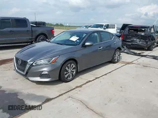 2020 Nissan Altima S z VIN 1N4BL4BV6LC152020, wystawiony jako IAAI lot #42099209 z przebiegiem 128 081 mil mil oraz . Historia ofert i sprzedaży dostępna na DreamBid. Obrazek 18.