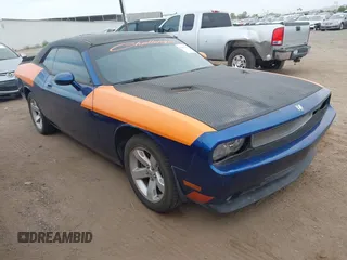 2009 Dodge Challenger R/T z VIN 2B3LJ54T19H542665, wystawiony jako IAAI lot #42393063 z przebiegiem 117 659 mil mil oraz . Historia ofert i sprzedaży dostępna na DreamBid. Obrazek 1.