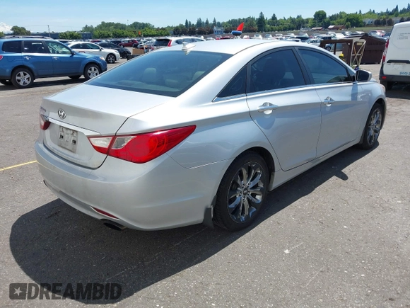 2012 Hyundai Sonata Limited z VIN 5NPEC4AC5CH370901, wystawiony jako IAAI lot #42369650 z przebiegiem 210 863 mil mil oraz . Historia ofert i sprzedaży dostępna na DreamBid. Obrazek 4.