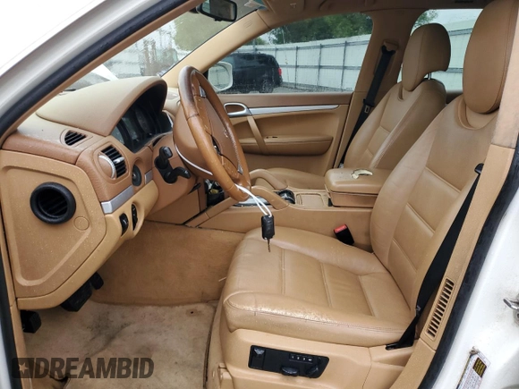 2009 Porsche Cayenne z VIN WP1AA29P09LA02631, wystawiony jako Copart lot #55567245 z przebiegiem 187 609 mil mil oraz Szkody całkowita. Historia ofert i sprzedaży dostępna na DreamBid. Obrazek 7.