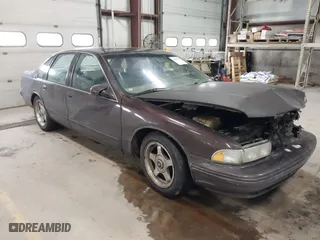 1996 Chevrolet Caprice Classic 1SA Special Value Pkg with VIN 1G1BL52PXTR177137, listed as a IAAI auction lot 41437962 with 1 mi miles. Bid and sale history available at carsss.com. Image 1.