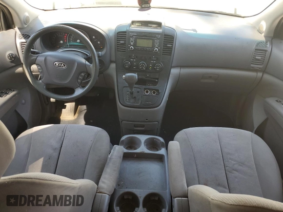 2011 Kia Sedona LX with VIN KNDMG4C78B6366382, listed as a Copart auction lot 55612085 with 385,336 mi miles and Clean Title. Bid and sale history available at carsss.com. Image 8.