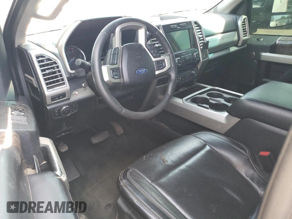 2017 Ford F-250 Lariat with VIN 1FT7W2BT8HED16552, listed as a Copart auction lot 62706195 with 371,638 mi miles and Salvage title. Bid and sale history available at DreamBid. Image 8.