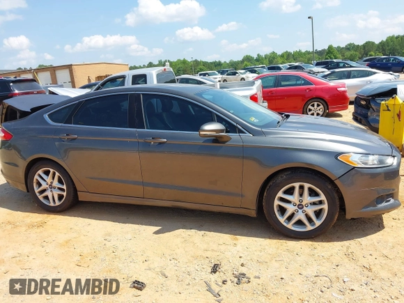 2016 Ford Fusion SE with VIN 3FA6P0HD8GR162875, listed as a IAAI auction lot 42434422 with 200,000 mi miles and . Bid and sale history available at DreamBid. Image 13.