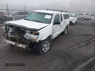 2011 Toyota Tacoma with VIN 5TFUU4EN8BX019682, listed as a IAAI auction lot 41187802 with 114,491 mi miles. Bid and sale history available at carsss.com. Image 17.