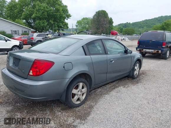 2007 Saturn ION z VIN 1G8AW15B67Z193449, wystawiony jako IAAI lot #42285412 z przebiegiem 166 271 mil mil oraz . Historia ofert i sprzedaży dostępna na DreamBid. Obrazek 4.