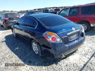2007 Nissan Altima 2.5 with VIN 1N4AL21E87N464867, listed as a IAAI auction lot 41693359 with 1 mi miles. Bid and sale history available at carsss.com. Image 3.