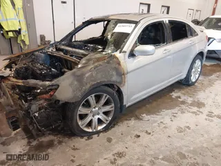 2012 Chrysler 200 Touring with VIN 1C3CCBBB5CN125456, listed as a IAAI auction lot 41505733 with 1 mi miles. Bid and sale history available at carsss.com. Image 2.