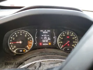 2018 Jeep Renegade Sport with VIN ZACCJBAB2JPJ31557, listed as a Copart auction lot 43350945 with 222,723 mi miles and Salvage Title. Bid and sale history available at DreamBid. Image 9.