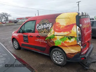 2018 Ford Transit Connect XLT z VIN NM0LS6F71J1349045, wystawiony jako IAAI lot #41465127 z przebiegiem 22 576 mil mil oraz . Historia ofert i sprzedaży dostępna na DreamBid. Obrazek 13.