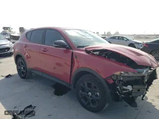 2024 Dodge Hornet GT with VIN ZACNDFAN7R3A35883, listed as a Copart auction lot 67344274 with 1,968 mi miles and Salvage Title. Bid and sale history available at carsss.com. Image 4.