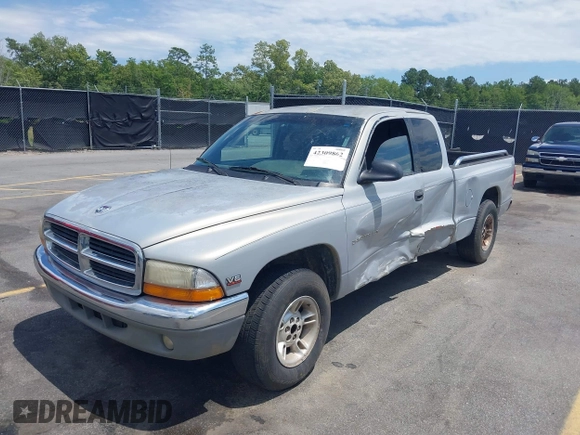 1999 Dodge Dakota SLT z VIN 1B7GL22X9XS258964, wystawiony jako IAAI lot #42309862 z przebiegiem 177 561 mil mil oraz . Historia ofert i sprzedaży dostępna na DreamBid. Obrazek 18.