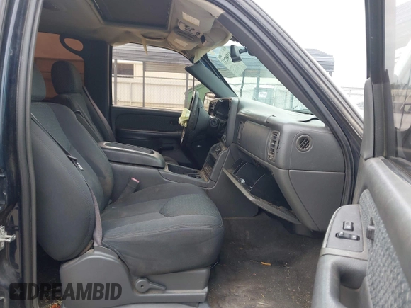 2004 Chevrolet Avalanche Z66 with VIN 3GNEC12T94G305421, listed as a IAAI auction lot 41340213 with 270,143 mi miles and . Bid and sale history available at DreamBid. Image 5.