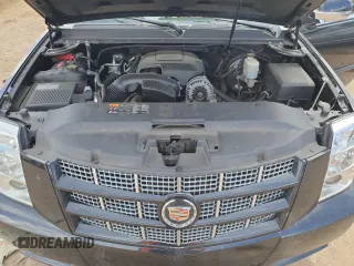 2014 Cadillac Escalade Premium z VIN 1GYS4CEF5ER221795, wystawiony jako Copart lot #55036035 z przebiegiem 136 606 mil mil oraz Szkoda całkowita • Salvage title. Historia ofert i sprzedaży dostępna na DreamBid. Obrazek 12.