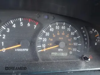 2000 Toyota Tundra SR5 with VIN 5TBRT3419YS114034, listed as a IAAI auction lot 41284071 with 200,797 mi miles and . Bid and sale history available at DreamBid. Image 7.