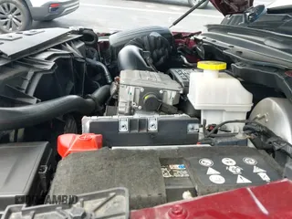 2022 Ram 1500 Limited z VIN 1C6SRFHT6NN142208, wystawiony jako IAAI lot #43098658 z przebiegiem 57 844 mil mil oraz . Historia ofert i sprzedaży dostępna na DreamBid. Obrazek 19.