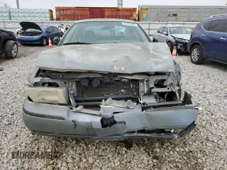 2004 Mercury Grand Marquis GS with VIN 2MEFM74W44X659873, listed as a Copart auction lot 51793205 with 115,384 mi miles and Salvage Title. Bid and sale history available at DreamBid. Image 5.