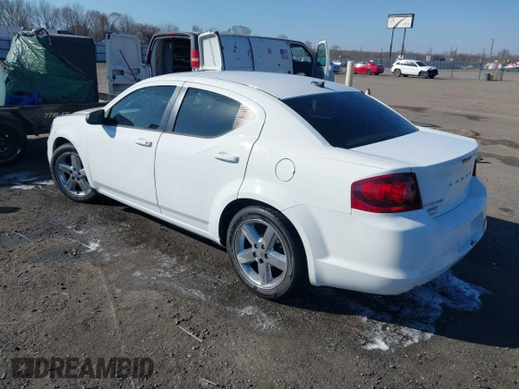 2014 Dodge Avenger SE z VIN 1C3CDZAB1EN116800, wystawiony jako IAAI lot #41668822 z przebiegiem 190 583 mil mil oraz . Historia ofert i sprzedaży dostępna na DreamBid. Obrazek 3.