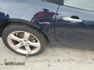 2006 Pontiac Solstice z VIN 1G2MB33B06Y101449, wystawiony jako Copart lot #74708724 z przebiegiem Nie podano mil oraz Szkoda całkowita • Salvage title. Historia ofert i sprzedaży dostępna na DreamBid. Obrazek 12.
