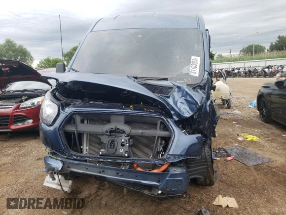 2023 Ford E-Transit Cargo z VIN 1FTBW9CK5PKA89071, wystawiony jako Copart lot #61103064 z przebiegiem Nie podano mil oraz . Historia ofert i sprzedaży dostępna na DreamBid. Obrazek 5.