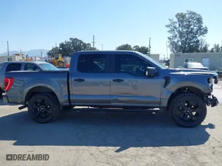 2022 Ford F-150 XL with VIN 1FTEW1EPXNFB88031, listed as a IAAI auction lot 42004260 with 30,551 mi miles. Bid and sale history available at carsss.com. Image 13.