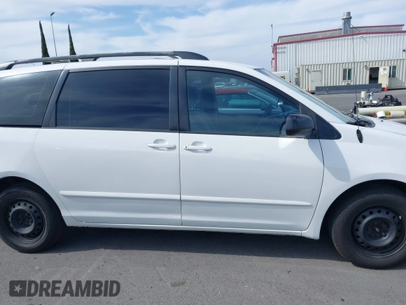 2008 Toyota Sienna CE with VIN 5TDZK23C38S145819, listed as a IAAI auction lot 42034399 with 141,830 mi miles. Bid and sale history available at carsss.com. Image 13.