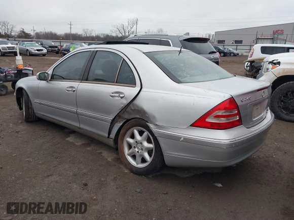 2002 Mercedes-Benz C 230/260/280/320 with VIN WDBRF61J42F252428, listed as a IAAI auction lot 41545680 with Not provided miles and . Bid and sale history available at DreamBid. Image 3.