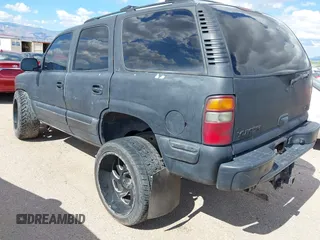 2002 GMC Yukon SLT z VIN 1GKEK13Z02R189557, wystawiony jako IAAI lot #42249286 z przebiegiem Nie podano mil oraz . Historia ofert i sprzedaży dostępna na DreamBid. Obrazek 3.