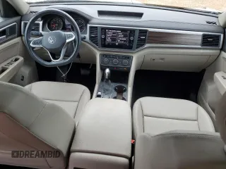 2021 Volkswagen Atlas SE z VIN 1V2LP2CA8MC508583, wystawiony jako Copart lot #56282555 z przebiegiem 78 882 mil mil oraz Szkoda całkowita • Salvage title. Historia ofert i sprzedaży dostępna na DreamBid. Obrazek 8.