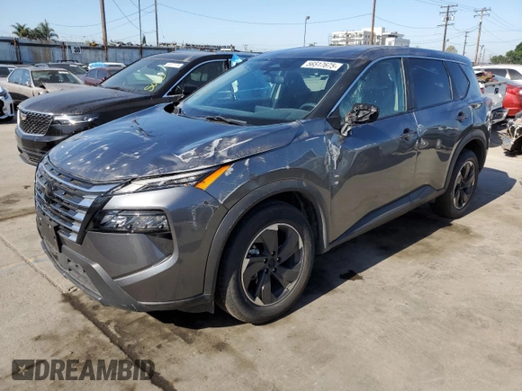 2024 Nissan Rogue SV z VIN 5N1BT3BA9RC700601, wystawiony jako Copart lot #56517675 z przebiegiem 30 292 mil mil oraz Szkoda całkowita • Salvage title. Historia ofert i sprzedaży dostępna na DreamBid. Obrazek 1.
