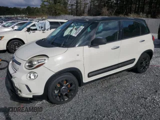 2015 FIAT 500L Urbana Trekking with VIN ZFBCFADH8FZ031831, listed as a Copart auction lot 44836065 with 171,185 mi miles and Clean Title. Bid and sale history available at carsss.com. Image 1.