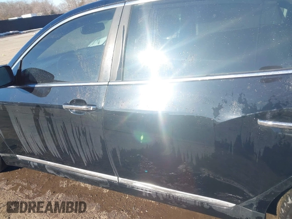 2011 Hyundai Equus Signature with VIN KMHGH4JF2BU033929, listed as a IAAI auction lot 41415879 with 149,149 mi miles and . Bid and sale history available at DreamBid. Image 14.