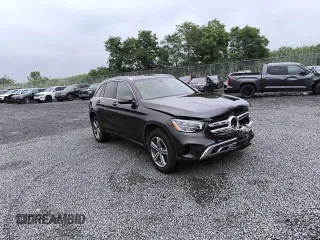 2021 Mercedes-Benz GLC with VIN W1N0G8EB8MF881420, listed as a Copart auction lot 50625065 with 44,595 mi miles and Salvage Title. Bid and sale history available at carsss.com. Image 3.