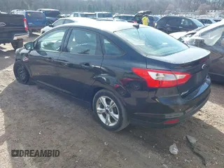 2013 Ford Focus SE z VIN 1FADP3F28DL312357, wystawiony jako IAAI lot #41798311 z przebiegiem 98 280 mil mil oraz . Historia ofert i sprzedaży dostępna na DreamBid. Obrazek 3.