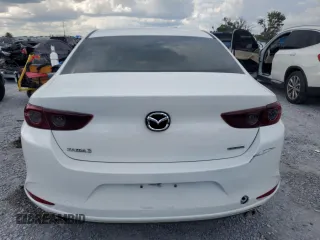 2020 Mazda 3 with VIN 3MZBPABLXLM133686, listed as a Copart auction lot 62118765 with 27,709 mi miles and Non repairable. Bid and sale history available at DreamBid. Image 6.