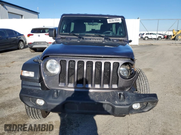 2021 Jeep Wrangler Unlimited Freedom z VIN 1C4HJXDG1MW780092, wystawiony jako Copart lot #82361854 z przebiegiem 43 256 mil mil oraz Szkoda całkowita • Salvage title. Historia ofert i sprzedaży dostępna na DreamBid. Obrazek 5.