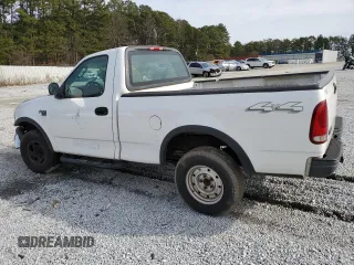 2003 Ford F-150 XL z VIN 1FTRF18W53NB45997, wystawiony jako Copart lot #42451525 z przebiegiem 149 166 mil mil oraz Szkoda całkowita • Salvage title. Historia ofert i sprzedaży dostępna na DreamBid. Obrazek 2.