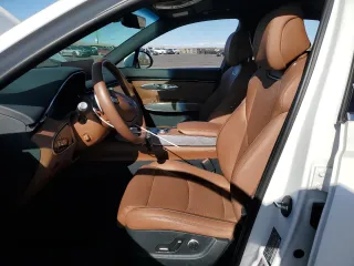 2023 Genesis GV70 2.5T с VIN KMUMADTB5PU121433, выставлен на аукционе Copart как лот 54275035 с пробегом 15 038 миль миль и Списание • Salvage title. История ставок и продаж доступна на DreamBid. Изображение 7.