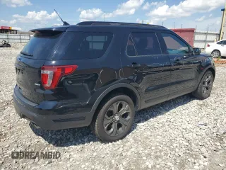 2018 Ford Explorer Sport z VIN 1FM5K8GT0JGA35611, wystawiony jako Copart lot #62075905 z przebiegiem 81 553 mil mil oraz Szkoda całkowita • Salvage title. Historia ofert i sprzedaży dostępna na DreamBid. Obrazek 3.
