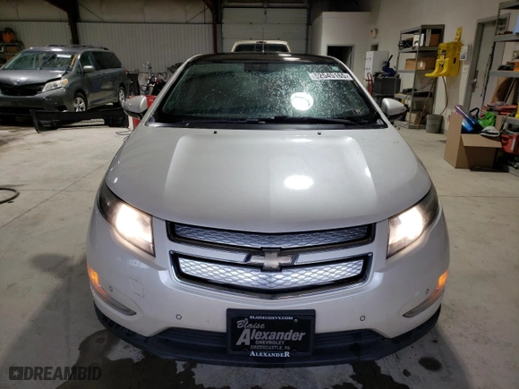 2011 Chevrolet Volt with VIN 1G1RD6E42BU102415, listed as a Copart auction lot 52545165 with 145,540 mi miles and Salvage Title. Bid and sale history available at carsss.com. Image 5.