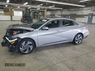 2025 Hyundai Elantra Limited z VIN KMHLN4DJ1SU127064, wystawiony jako Copart lot #54729815 z przebiegiem 9 243 mil mil oraz Szkoda całkowita • Salvage title. Historia ofert i sprzedaży dostępna na DreamBid. Obrazek 1.