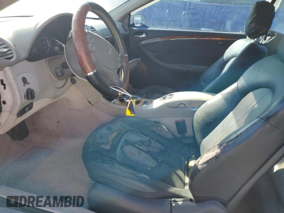 2005 Mercedes-Benz CLK 500 with VIN WDBTK75J45F134515, listed as a Copart auction lot 75918994 with Not Provided miles and Non Repairable. Bid and sale history available at DreamBid. Image 7.